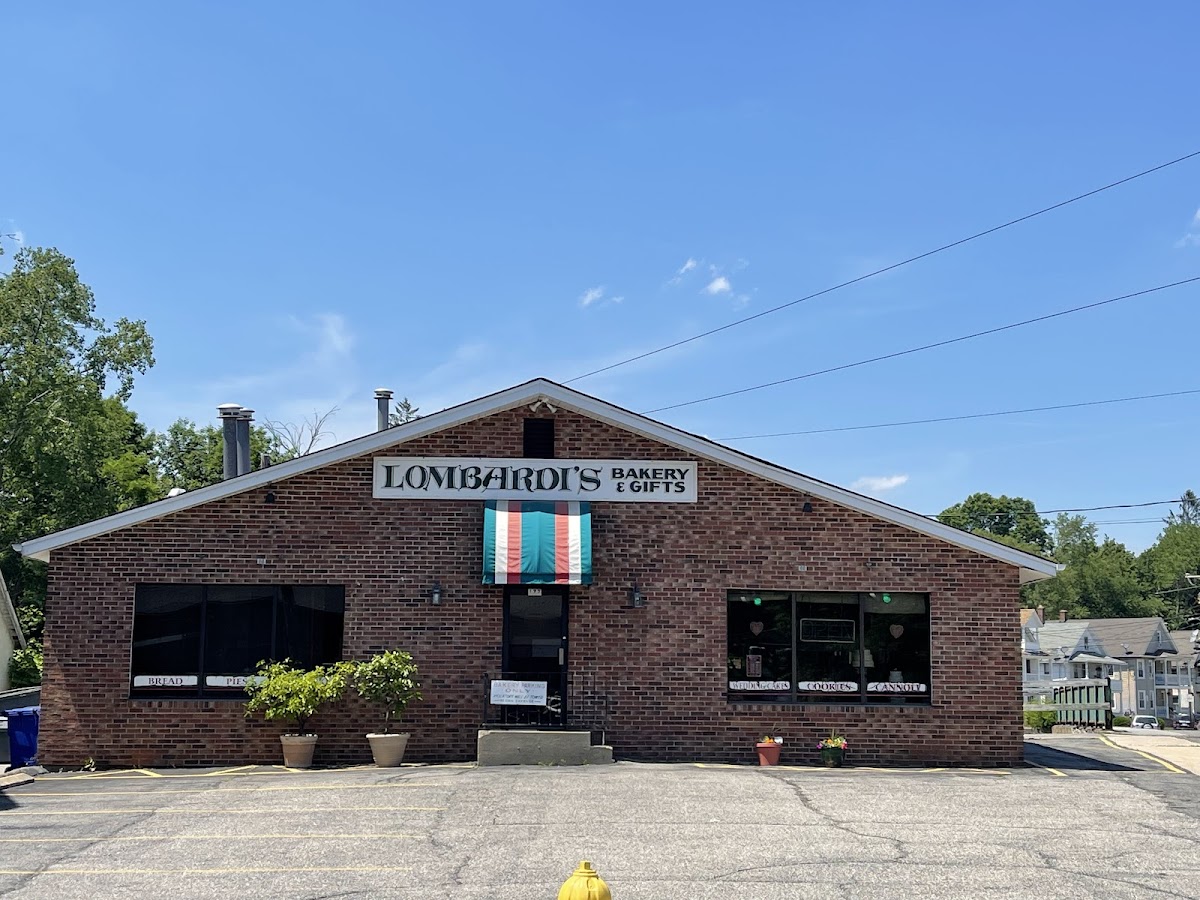 Lombardi's Bakery